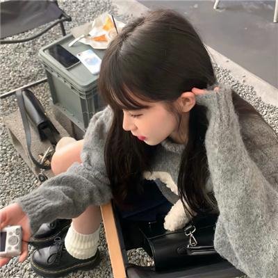 明天、我会成为谁的女友